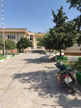 محیط بیرونی کتابخانه محقق العلما